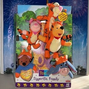 Disney Winnie the Pooh vintage Tiggerific Family characters as tigger plush NWT